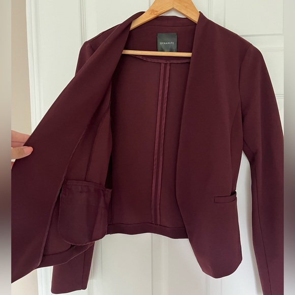 Dynamite Burgundy Blazer - Picture 3 of 5